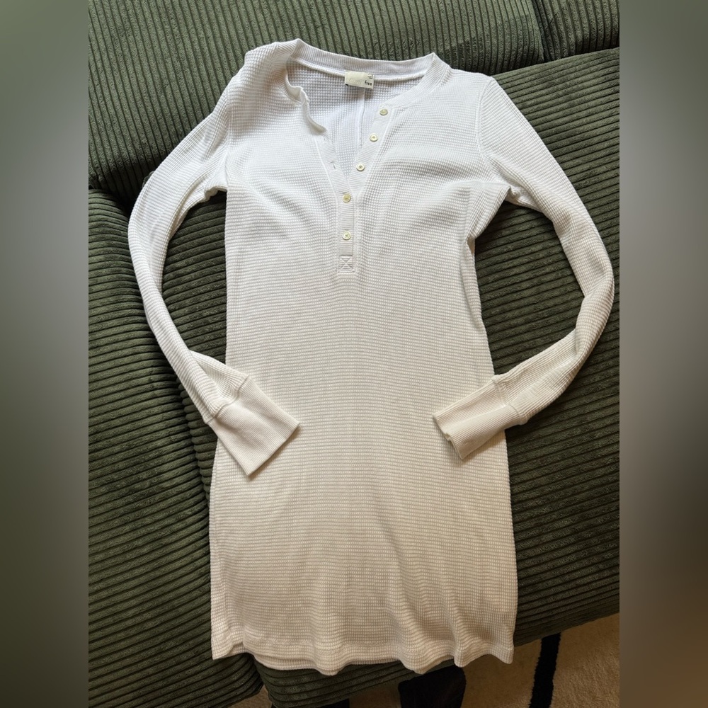 Aritzia White Long Sleeve Henley Dress